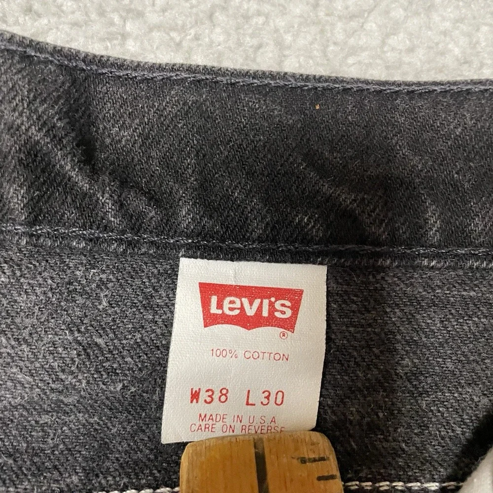 Vintage 90s Black Denim Levi's 550 Relaxed 38x30 Jeans VTG